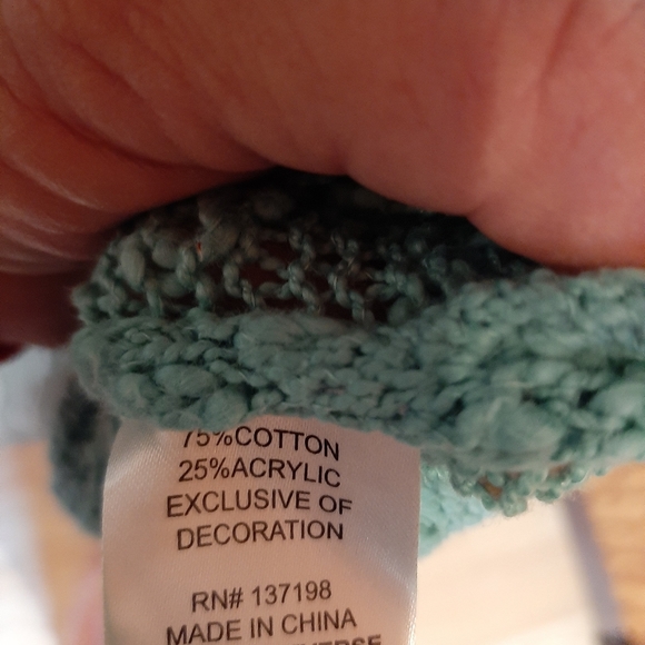 Oh MG Layered Look Knobby Sweater Lace Hem - Picture 5 of 5